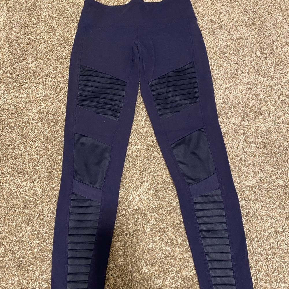Alo Yoga leggings